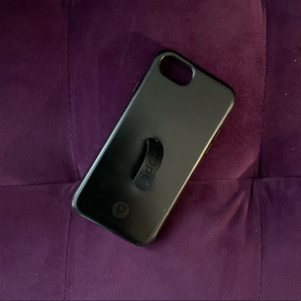 Solid black loopy case